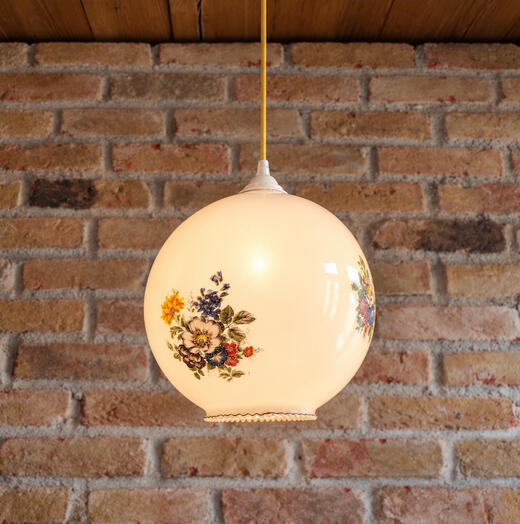 Vintage Bouquet Floral Milk Glass Light Vintage Bouquet Floral Milk Glass Light
